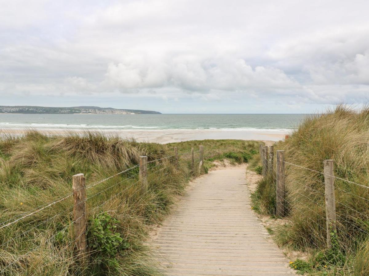 Lighthouse Lofts - Godrevy Διαμέρισμα Camborne Εξωτερικό φωτογραφία